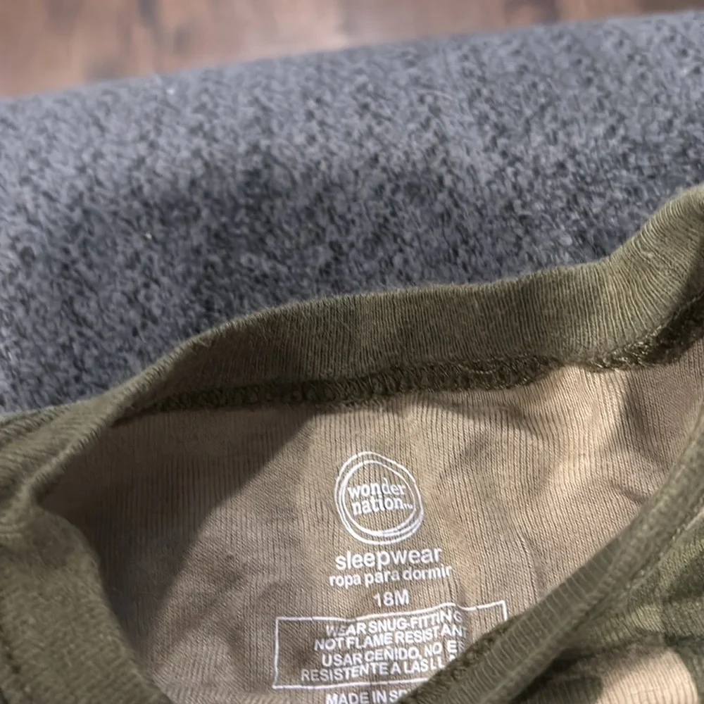 🧸10/$10 BABY SALE - sleep top